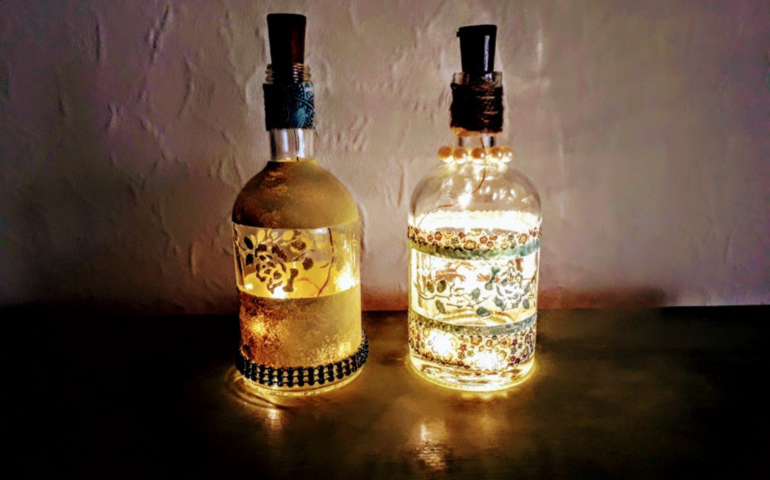 How to make: bottle lamps - United Response